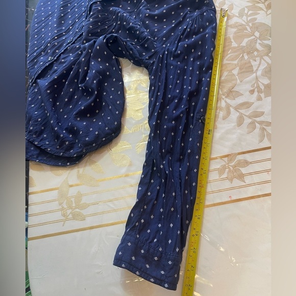 BeachLunchLounge Long Sleeve Blue & white shirt Blouse Top Sz M Nautical - Picture 6 of 8